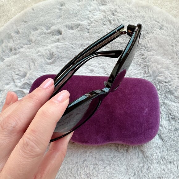 Authentic Gucci Black Oversized Frame Sunglasses - Picture 3 of 9